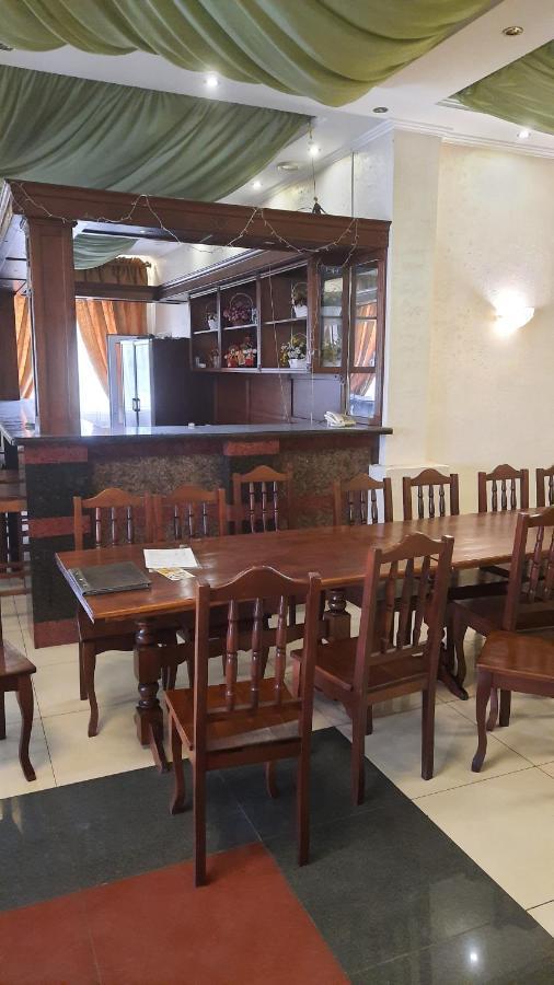Готель "Дністер" Zhvanets Ngoại thất bức ảnh