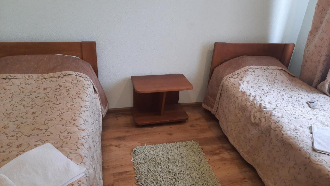 Готель "Дністер" Zhvanets Ngoại thất bức ảnh